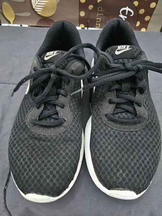 Scarpe Nike Donna Tg 37.5 Nero/Bianco