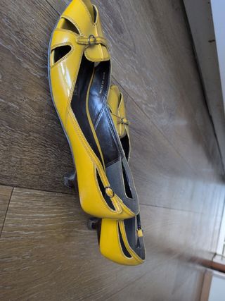 Zapatos Springfield mostaza talla 37