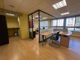 Oficina en alquiler en Cascajos - Piqueras en Logroño