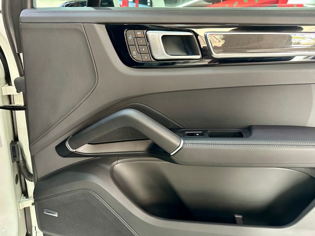 Porsche CAYENNE Coupé GTS 460cv Sport Design