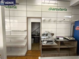 Local comercial en alquiler en Monte Alto - Zalaeta - Atocha en Coruña (A)