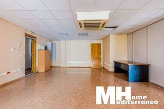 Oficina en venta en Piscinas en Villarreal