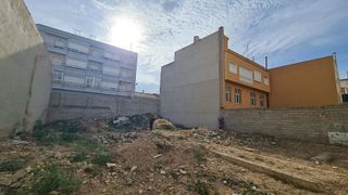 Terreno en venta en Novelda