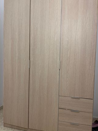 Dos armarios nuevos madera