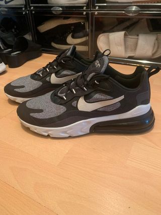Nike Air Max 270 React Negro Gris