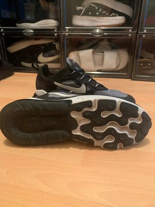 Nike Air Max 270 React Negro Gris