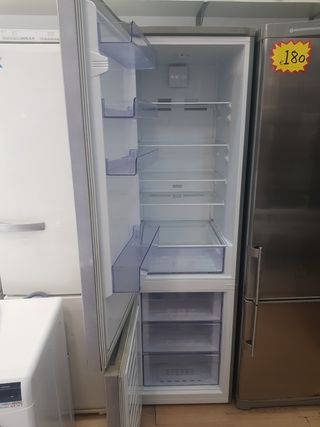 Nevera Beko con garantía y transporte