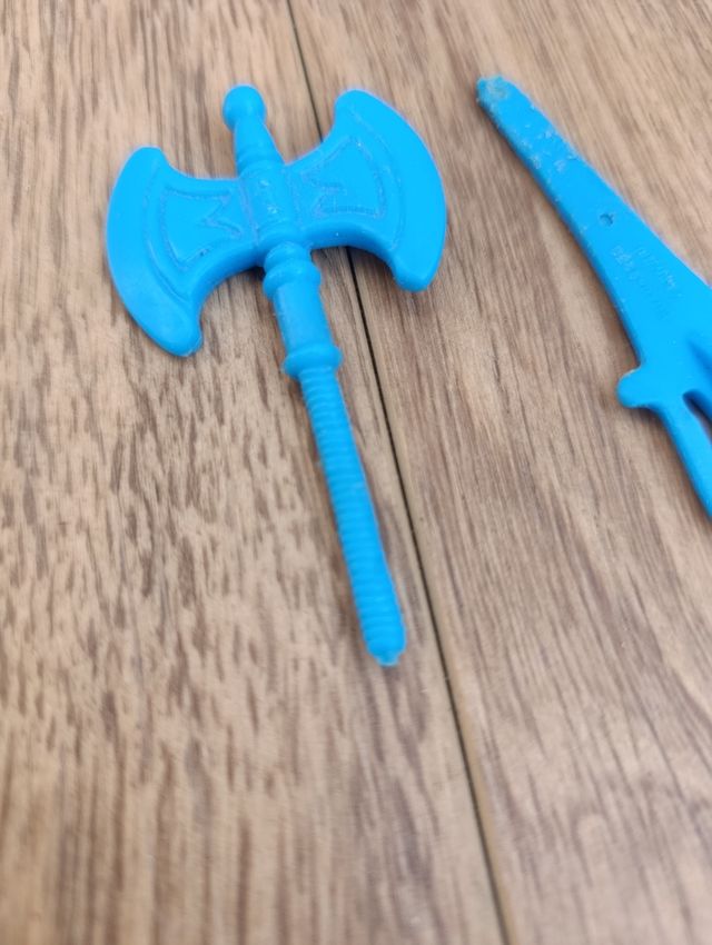 Armas Maestros del Universo Azules