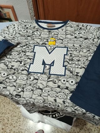 Lote 2 sudaderas y camiseta niño
