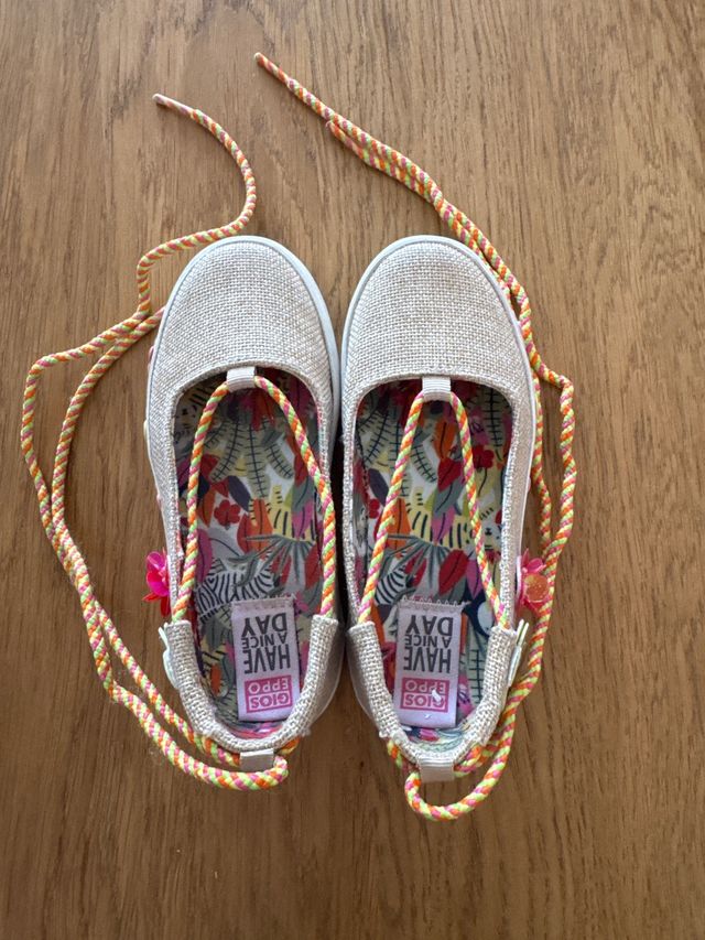 Sandalias Gios Eppo niña beige