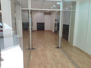 Local comercial en alquiler en Plaça Catalunya en Prat de Llobregat, El