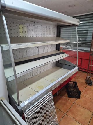 Mobiliaria Frutería Neveras / Estanterías