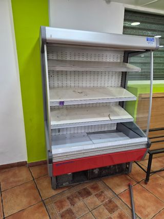 Mobiliaria Frutería Neveras / Estanterías