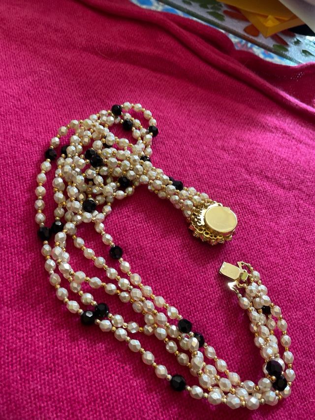 Collana perle e cristalli nera e bianca