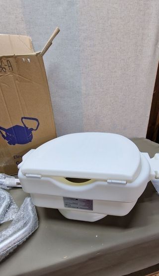 Mobiclinic, Elevador WC Guadiana 406A