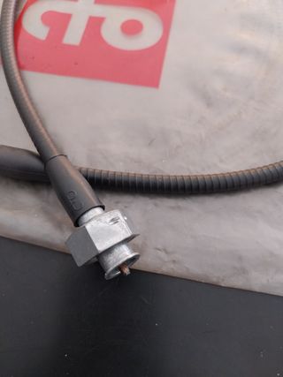 Cable cuentakilómetros Seat 1200 Sport