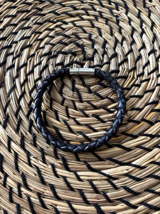Pulsera Cuero Trenzado Negra