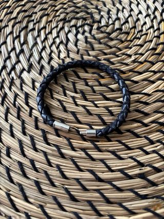 Pulsera Cuero Trenzado Negra