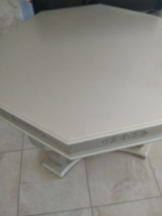 Mesa Marroquí Beige y Dorada