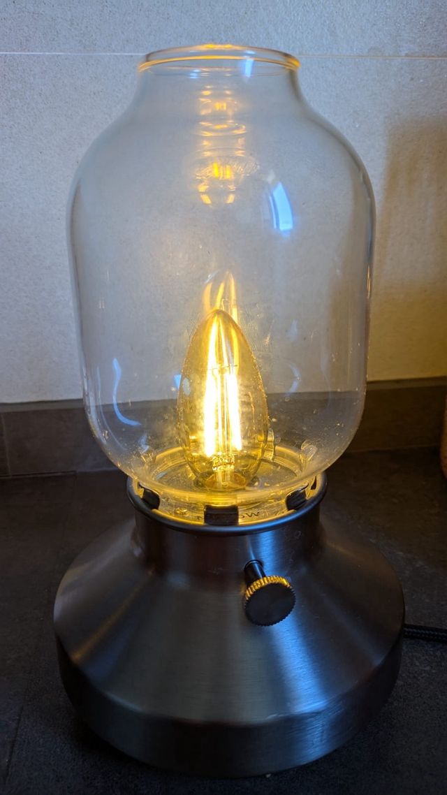 Lámparas de mesa Tärnaby de metal