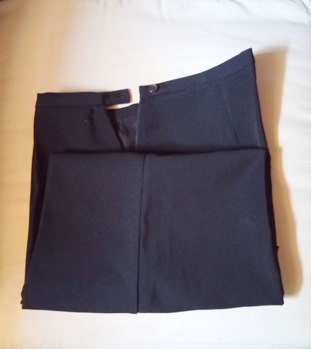 Pantaloni neri stile sigarette – Taglia S