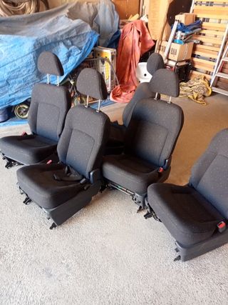Asientos Hyundai Trajet 2003