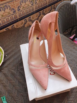 Zapatos de tacón rosa para mujer