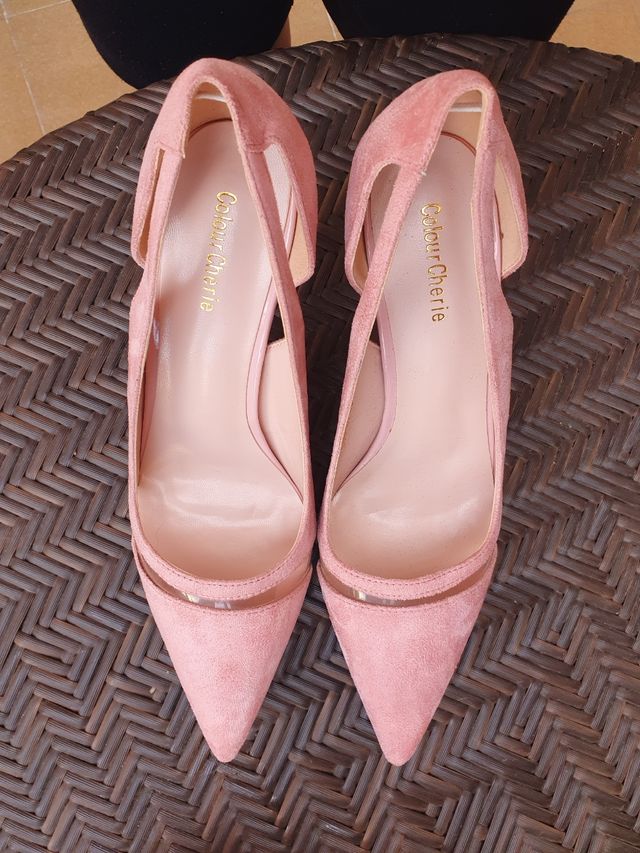 Zapatos de tacón rosa para mujer