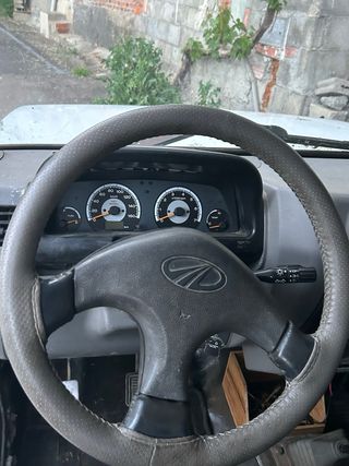 Mahindra Bolero 2009