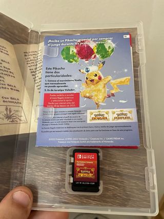 Nintendo Switch Lite con Pokémon Escarlata