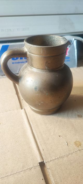 Jarra de cobre antiga