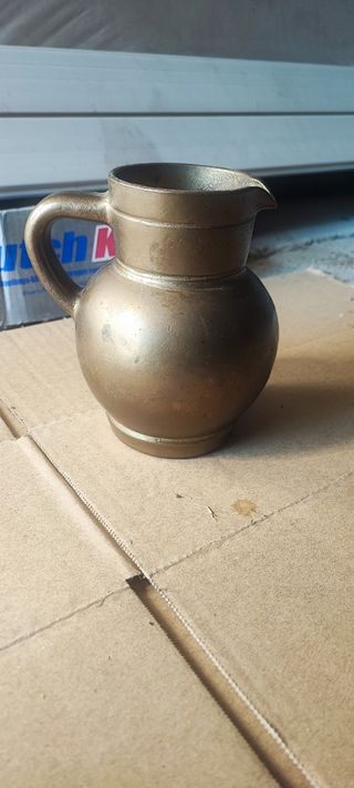 Jarra de cobre antiga