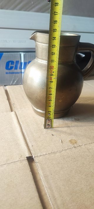 Jarra de cobre antiga