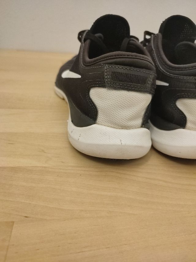 Bambas Zapatillas Nike Negras talla 38