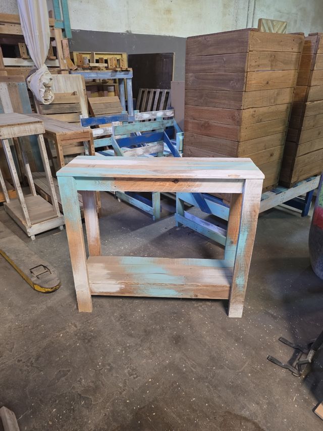 Consolle in legno turchese e bianco