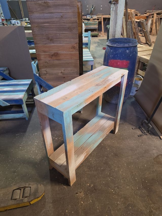 Consolle in legno turchese e bianco