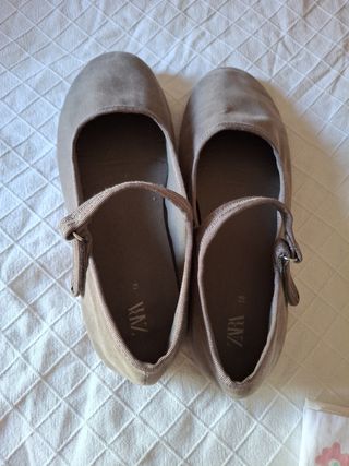 Merceditas Zara Niña Gris T 38.