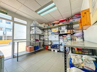 Local comercial en venta en Oliva Nova en Oliva