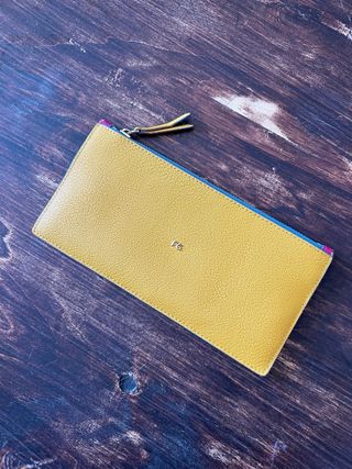 Cartera Purificación García Amarilla