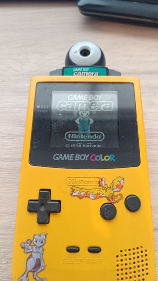 Game Boy Camara color verde.