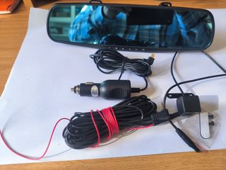 Espejo Retrovisor con Cámara Grabadora