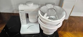 Robot de cocina Bosch MUM4ñ serie 4