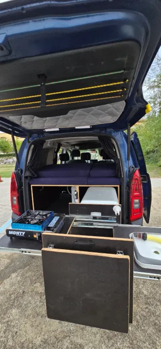 Kit Mueble Camper para Berlingo XL 2019-->