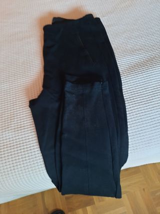 Mallas ajustadas Stradivarius negras