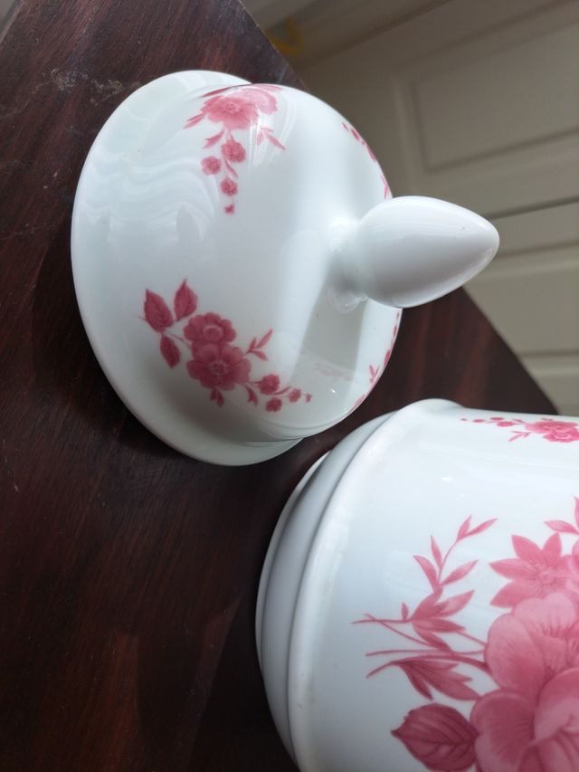 Bote Jarrón Vintage Porcelana Tapa Flores Rosas