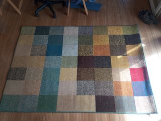 Alfombra de retazos multicolor