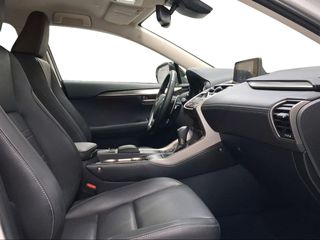 Lexus NX 2.5 300h Premium 2WD