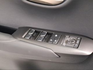 Lexus NX 2.5 300h Premium 2WD