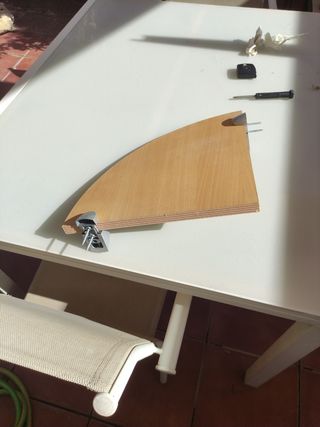 Estantería rinconera madera y metal