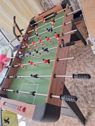 Futbolín de madera